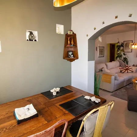 Privada Con Chill Out Y Barbacoa